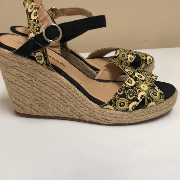 Charming Charlie Espadrille Wedges, size 9 - Picture 1 of 6
